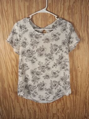 Women's Short Sleeve Floral Blouse - White/Black